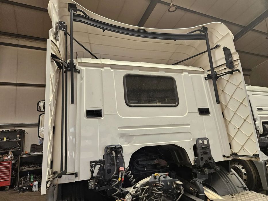 Owiewka spojler dachowy Scania Man Mercedes Volvo