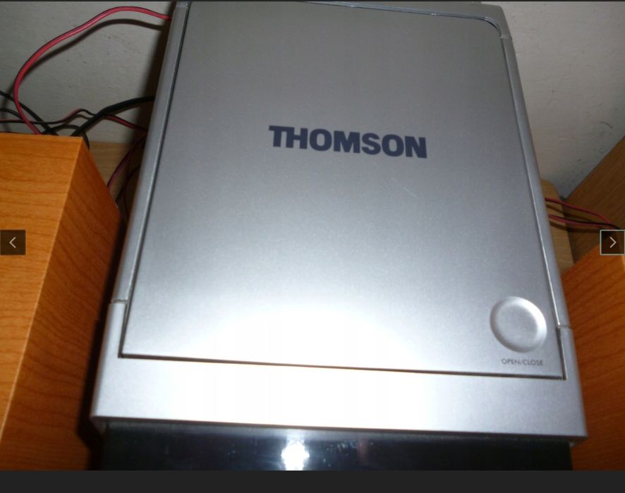 Wieża THOMSON CS97  z pilotem i anteną