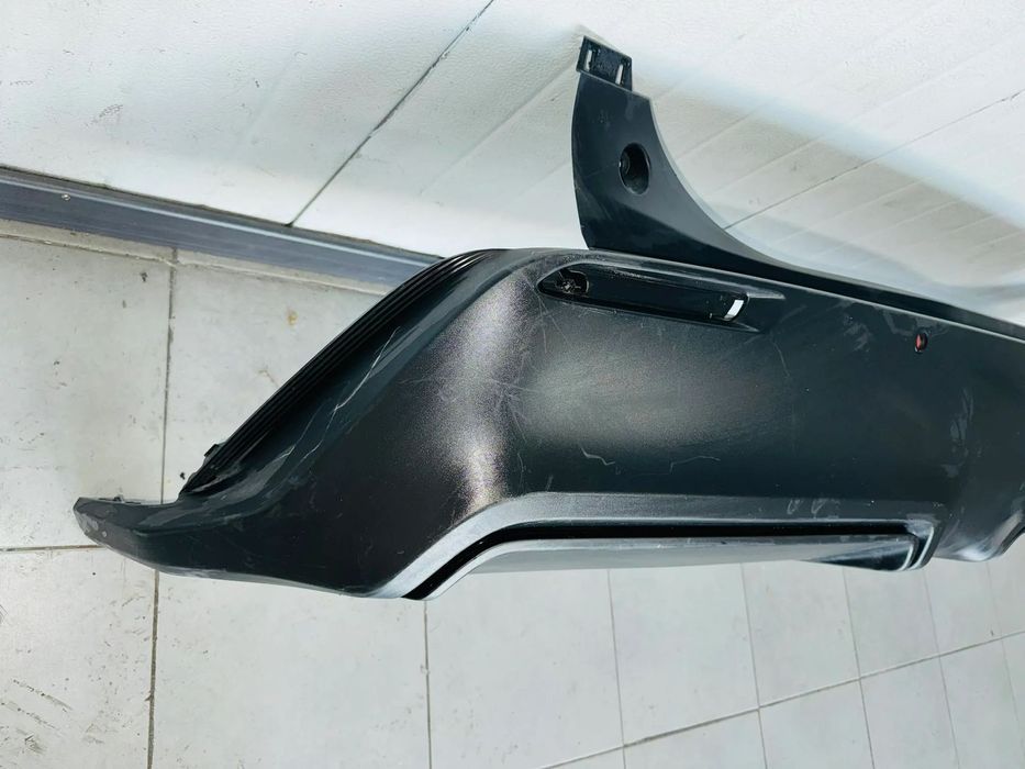 Centro do Para Choques Trás Toyota BZ4X - 52159-42260 -2021 / 2024