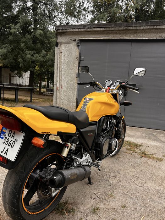 (Продам)Honda CB400SF