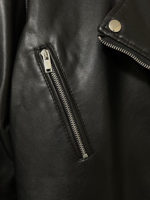 Шкірянка чорна, oversize