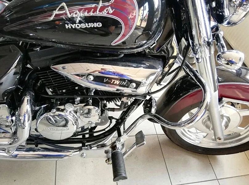 Gmole Przednie Hyosung Gv Aquila 125, 250
