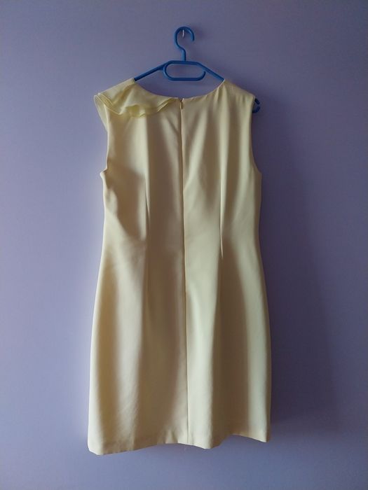 Sprzedam sukienki damskie