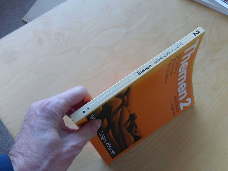 Themen 2 Arbeitsbuch