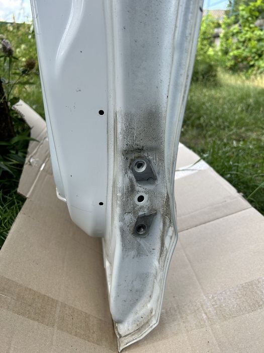 Двері передні ліві Subsru Forester 2022