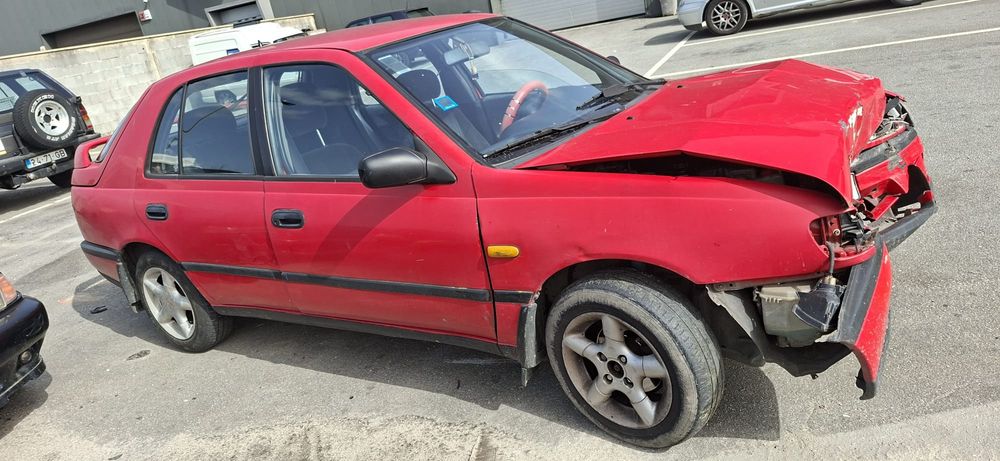 Nissan Sunny III Liftback 1.4 16v para pecas
Ref:ga14