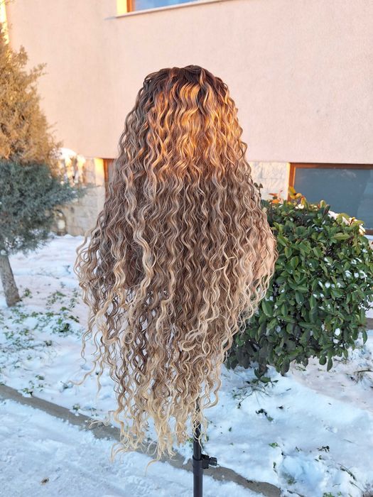Długa Kręcona Peruka Ombre Z Koronką Z Przodu Lace Front Wig