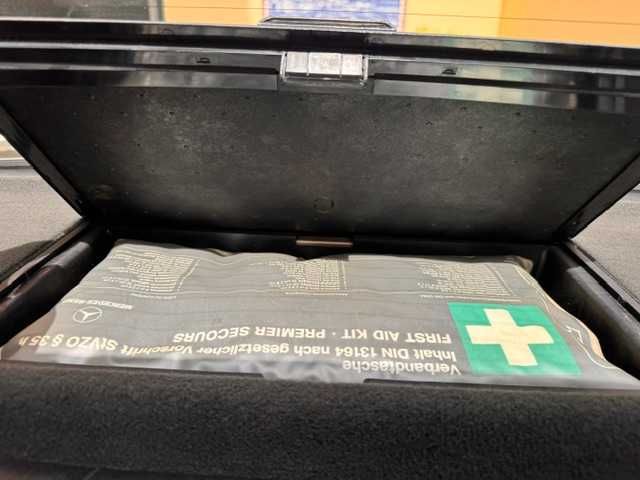 Mercedes-Benz 190 — fotografia 8
