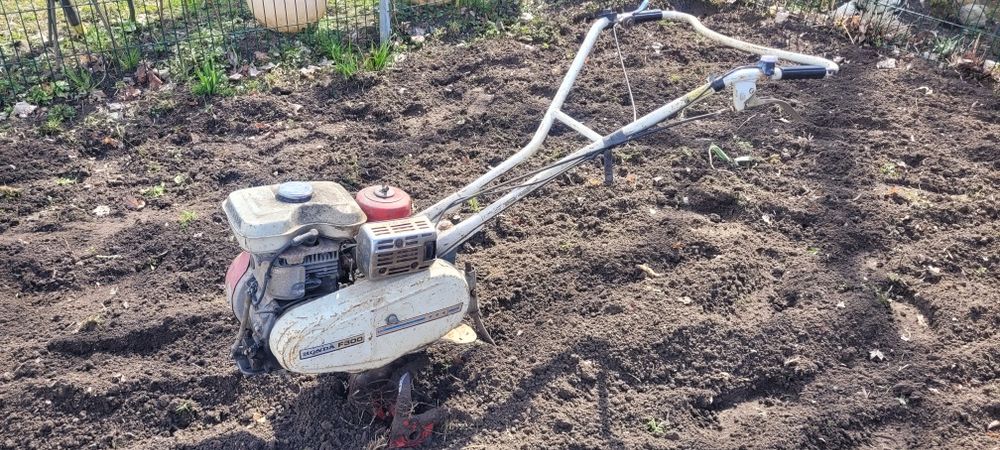 Glebozgryzarka honda