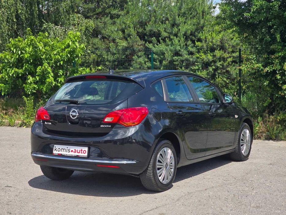 Продам  Opel Astra 2013. Можна в розстрочку, під викуп.