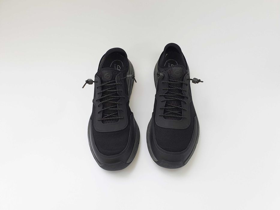 Clarks чоловічі кросівки на весну літо 42.5 28 см 8.5 UK