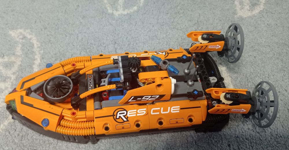 Lego Technic 42120
