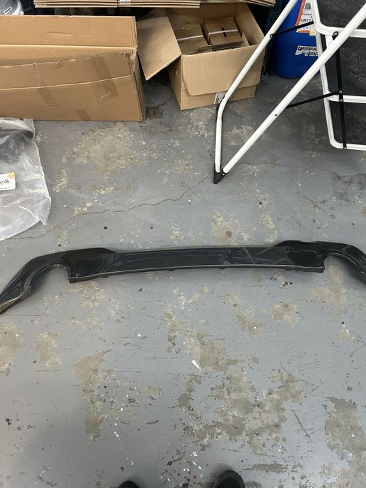 Difusor traseiro BMW G20