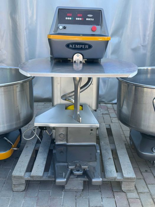 Тістоміс професійний для пекарні Kemper SPA125, діжа 300л х2,