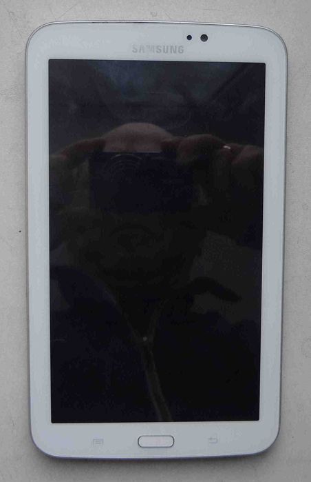 планшет Samsung Galaxy Tab 3 SM-T210