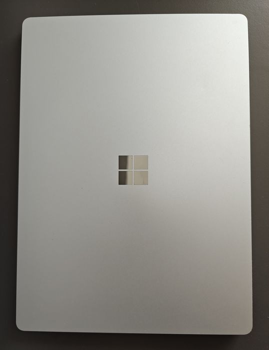 Microsoft Surface Laptop 3 (1867) | i5-1035G7 | 8 GB RAM | SSD 256 GB | Dotyk