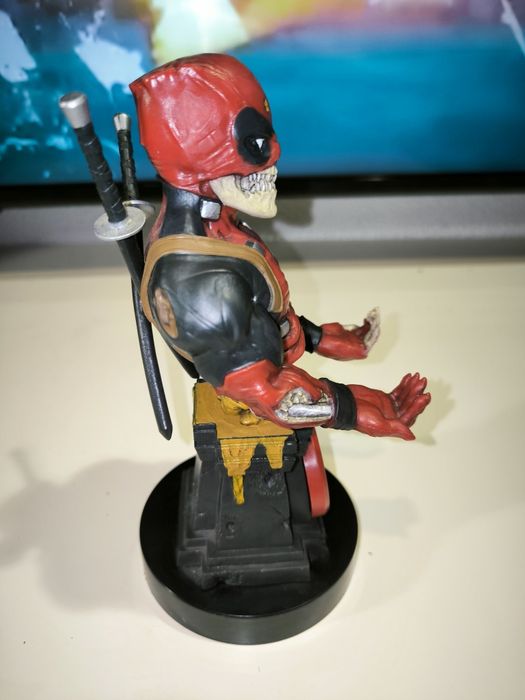 Deadpool zombie suporte comandos/ telemovel