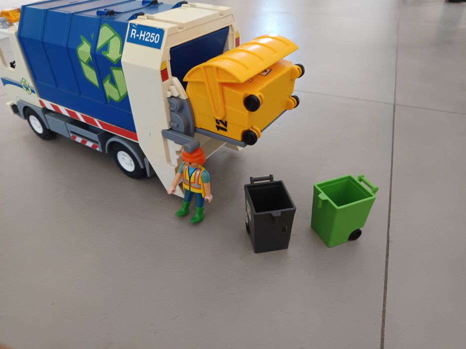 Playmobil- policia, bombeiros e camião