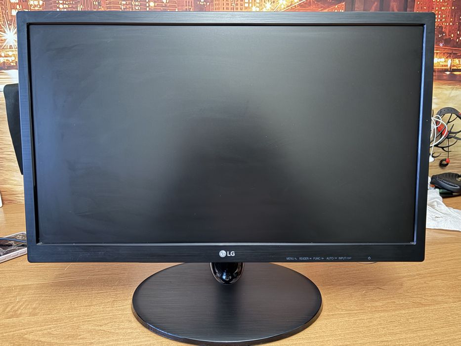 Продам компютер x79 E5-2430 16гб/ssd120+480 відеокарта 1гб+Монітор "22