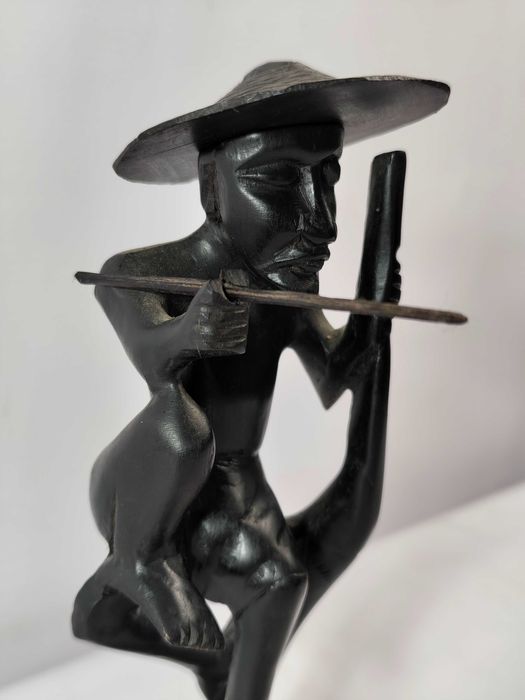 Antyczna Drewniana Figurka Rybaka