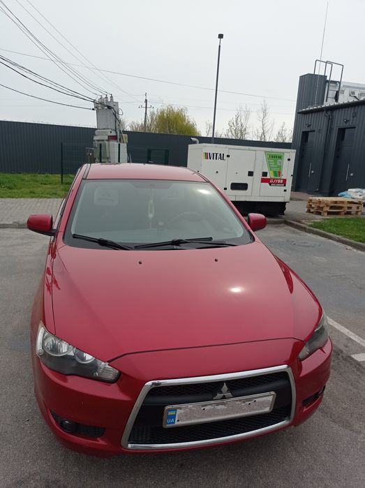Продам mitsubishi lancer