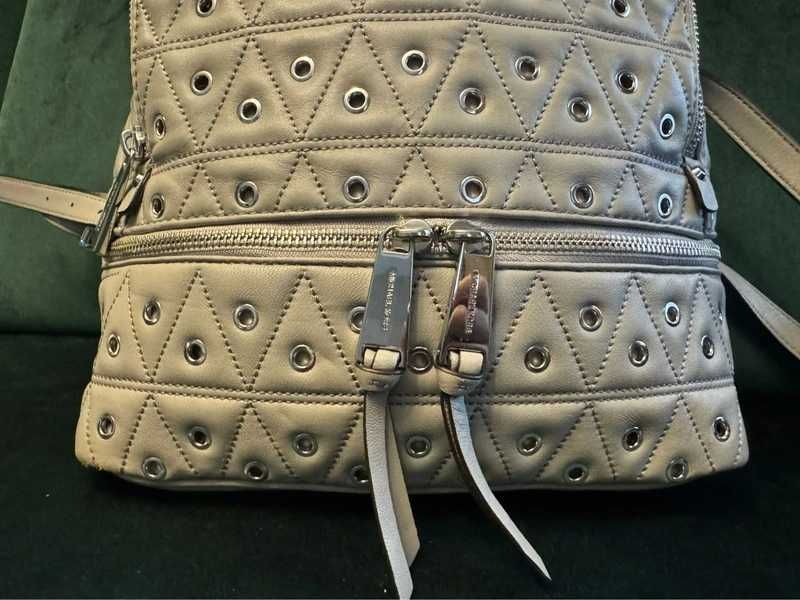 Plecak Michael Kors, szary ze srebrnymi zdobieniami
