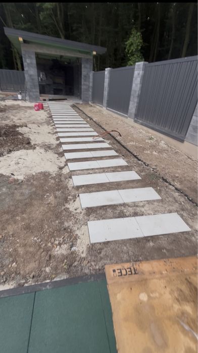 Укладання бруківки резинове покриття