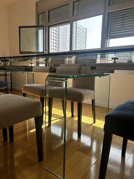 Mesa de Jantar em Vidro Temperado 6 Lugares – Excelente Estado