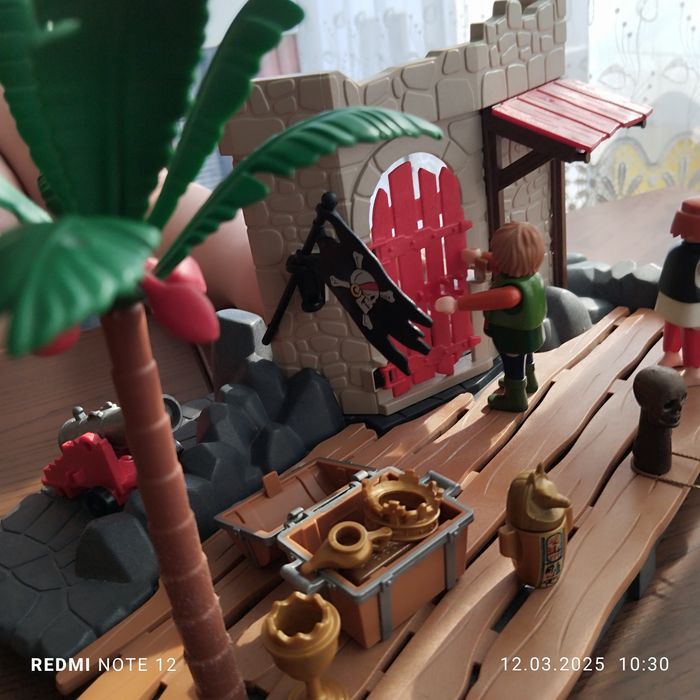 Playmobil wyspa piratów