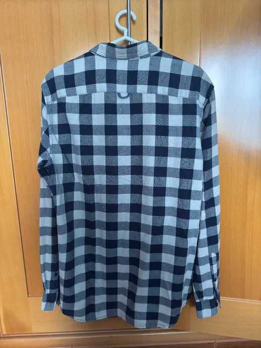 Camisa Pull & Bear Quadrados (M)