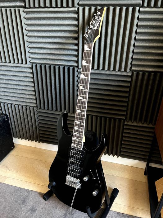 Guitarra Ibanez GRG170DX-BKN + Cabos + Suporte