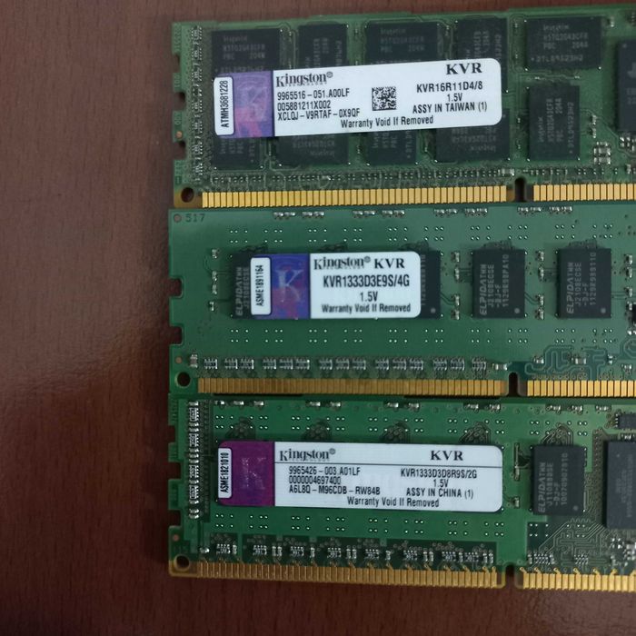 Серверна память різних об'ємів та виробників DDR3 (2,4,8Gb)