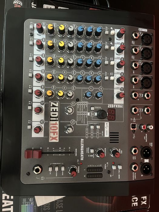 Mesa de mistura mixer + interface audio Allen Heath Zedi 10 FX