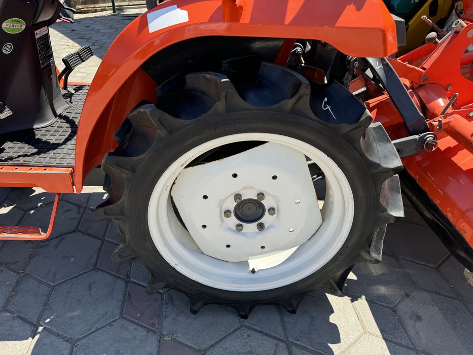 Kubota GT-3 мини-трактор из Японии