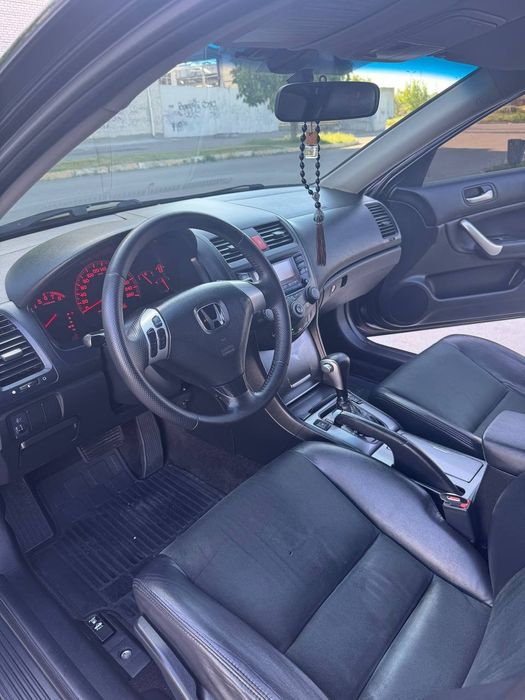 Honda accord 7 2.0 Автомат