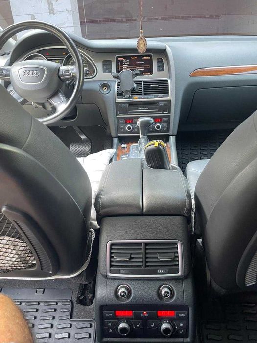 AUDI Q7 2012 VIN WA1DGAFE7DD006294 фото оголошення 9 з 11