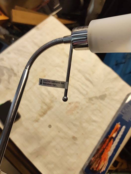 Lampka nocna do gniazdka że ściemniaczem.