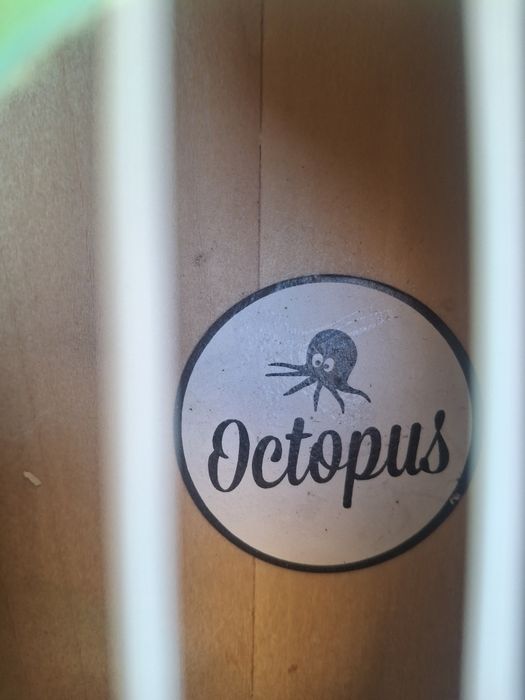 Акулеле Octopus деревяна