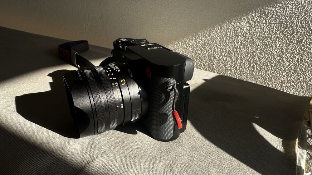 Leica Q3 43 • Full-frame 60mp | 43mm f/2