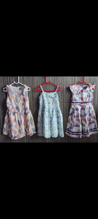 Zestaw 3 letnich sukienek dla dziewczynki 116