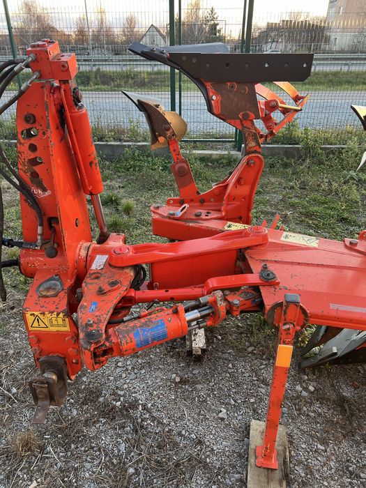 Плуг,Плуги,Оборотний,Kuhn,Lemken,Kverneland