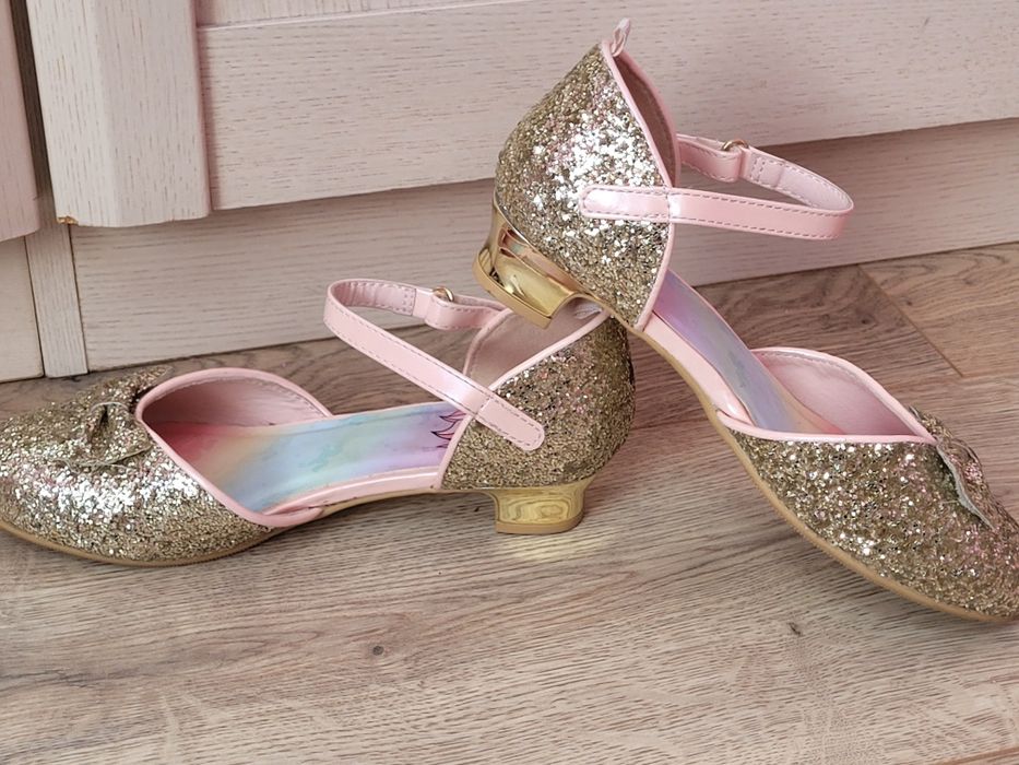 Buciki ,Pantofelki brokatowe dziecięce H&M roz 33