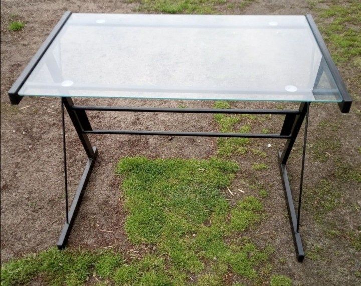 Biurko szklane / stolik szklany