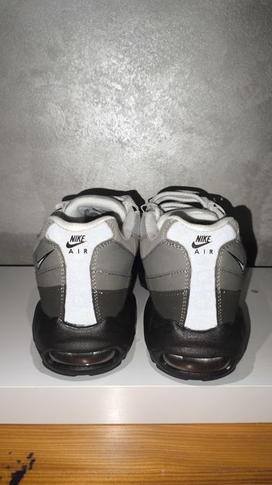 Air max 95 completamente novo