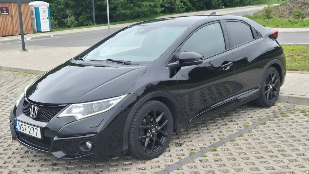Honda Civic 1,8 benzyna z potwierdzonym przebiegiem