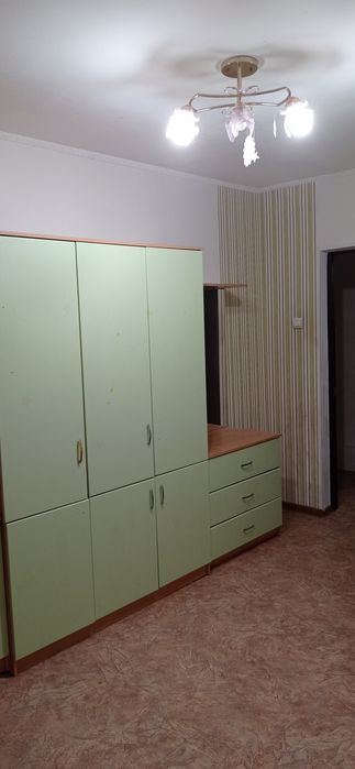 Меблі б/в для спальні,дитячої кімнати