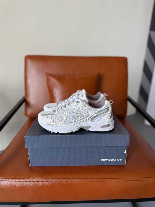 New Balance 530 White Pink