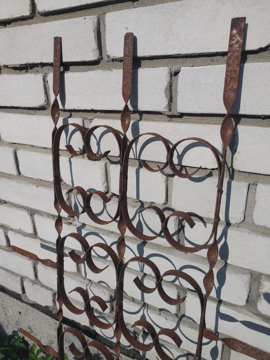 Металевi решітки для дверей вікон решетки дверные оконные