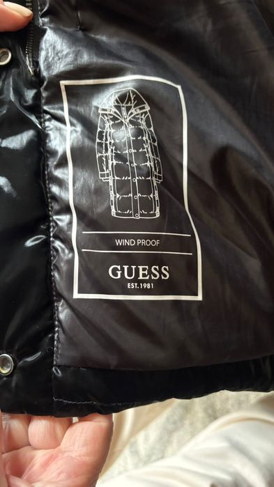 Plaszcz zimowy Guess