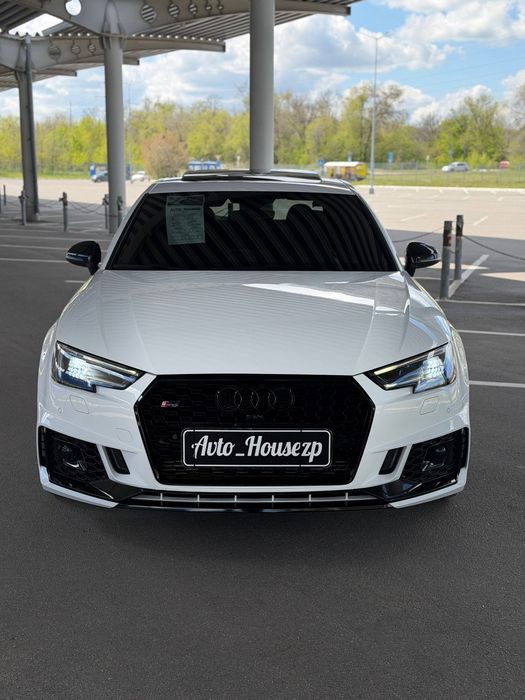 Продам Audi S4 2018